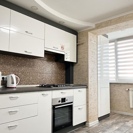 基輔0147 New Flat Near Airport Zhulyany Sofievskaya Borshchagovka公寓 外观 照片